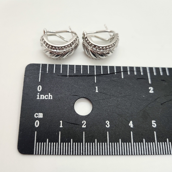 Judith Ripka Sterling Silver Earrings Chunky Wide Half Hoop Huggie Cable Classic - Picture 8 of 8